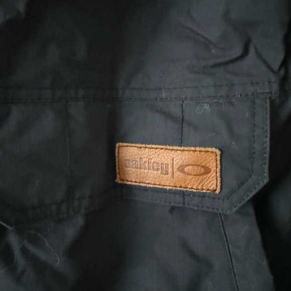 Women’s Oakley Snowboard/Ski Jacket size L - Picture 2 of 5